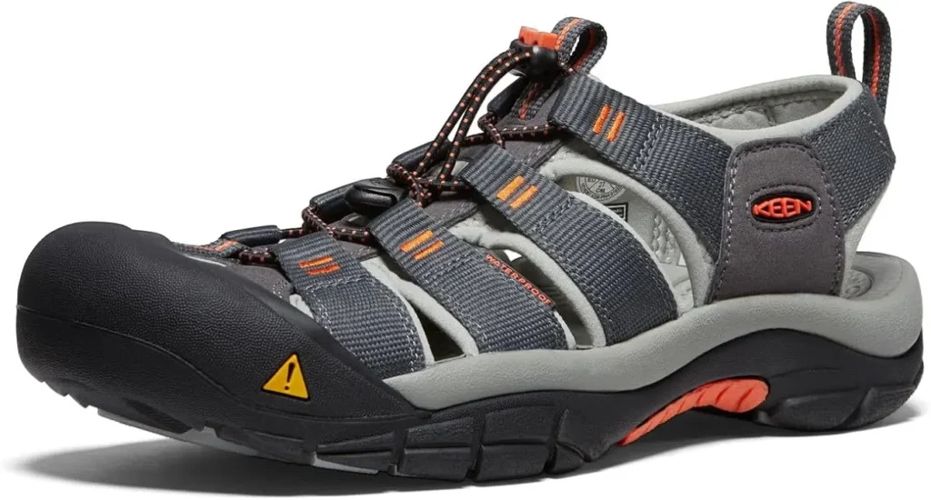 TheHikingTribe A4 KEEN Newport H2
