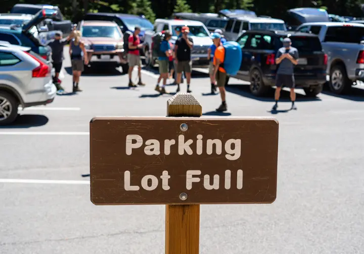 The Laurel House parking lot at the Kaaterskill Falls trailhead is full, illustrating the parking problem that requires a strategy.