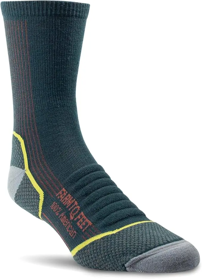 Farm to Feet Damascus Lightweight Technical 3/4 Crew